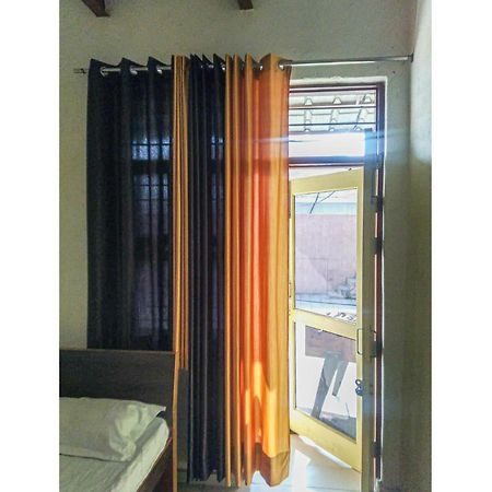 Krittika Rao Dhaba By Wb Inn Gurgaon Eksteriør billede